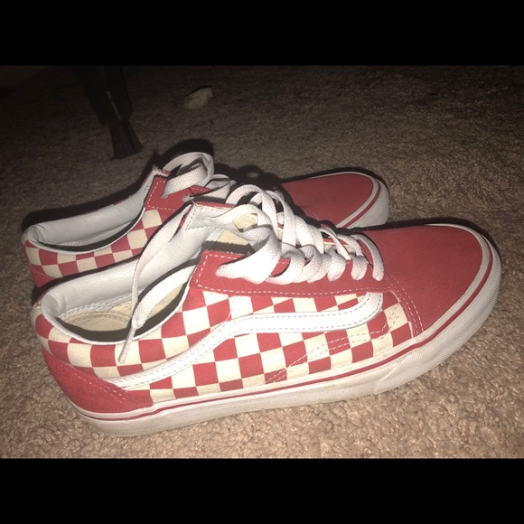 red white checkered vans